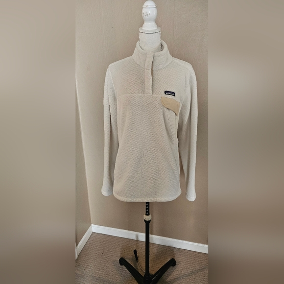 Patagonia Womens Re-tool Snap T  Cream Fleece Pullover - Picture 4 of 9